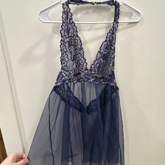 Victoria’s Secret Navy Lace Babydoll Lingerie L Sheer Mesh Halter - Picture 2 of 4